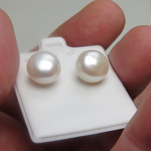 Jewelry - Sterling Silver Earring Freshwater 11mm  Pearl Hand Crafted studs